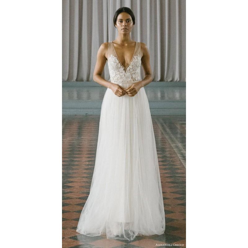 Mariage - Alexandra Grecco Fall/Winter 2017 Isla Sweet Chapel Train Ivory V-Neck Ball Gown Sleeveless Beach Tulle Appliques Wedding Gown - Fantastic Wedding Dresses