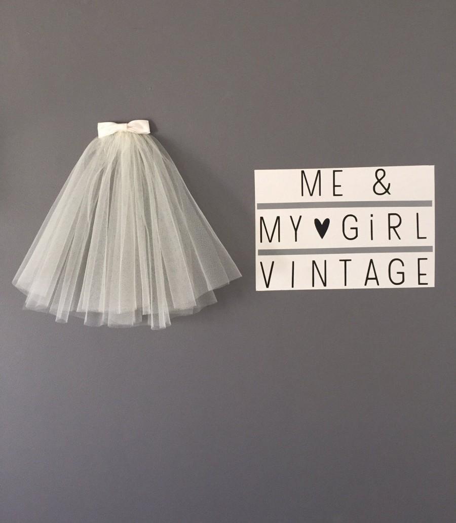 Mariage - Short 50's 60's Veil, Short Veil, 2 Layer Veil, Short Wedding Veil, Vintage Wedding Veil, Short Veil, Bow veil, Retro Veil, Bouffant Veil