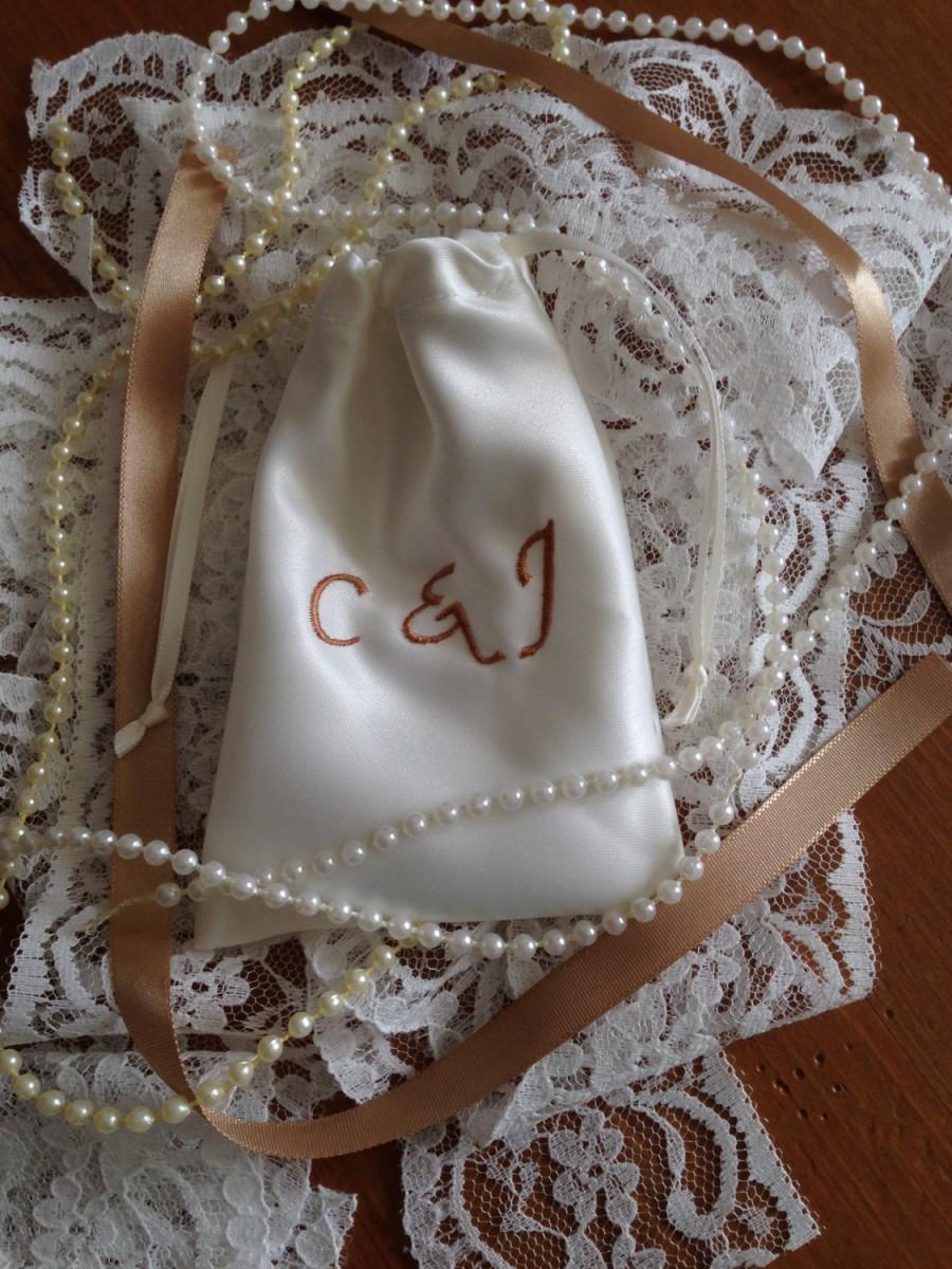زفاف - HandCrafted Luxury Duchess Satin Wedding Ring Pouch / Bag - Personalised