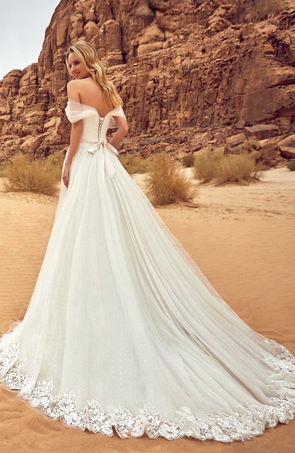 Hochzeit - Wedding Dress Inspiration - Oksana Mukha