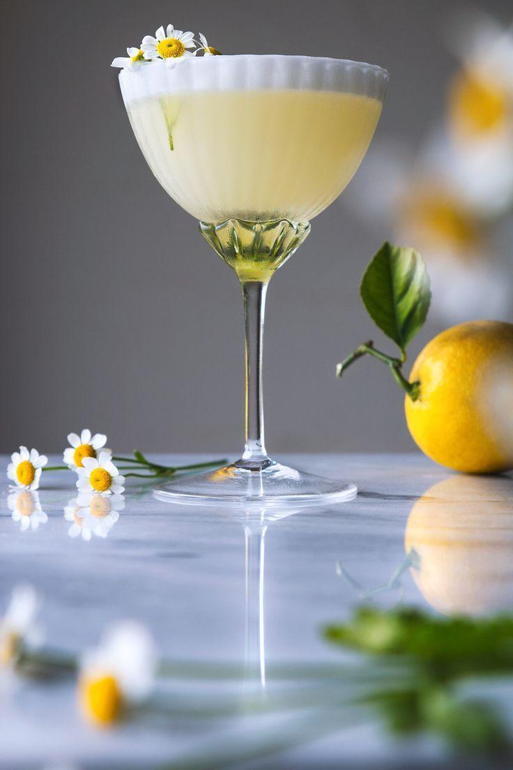 زفاف - Lemon Chamomile Spring Cocktail
