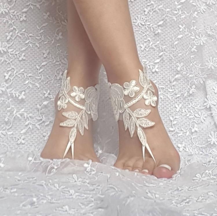 Mariage - Free ship ivory Beach wedding barefoot sandals wedding shoe prom party bridal barefoot sandals beach anklets, bridal accessories