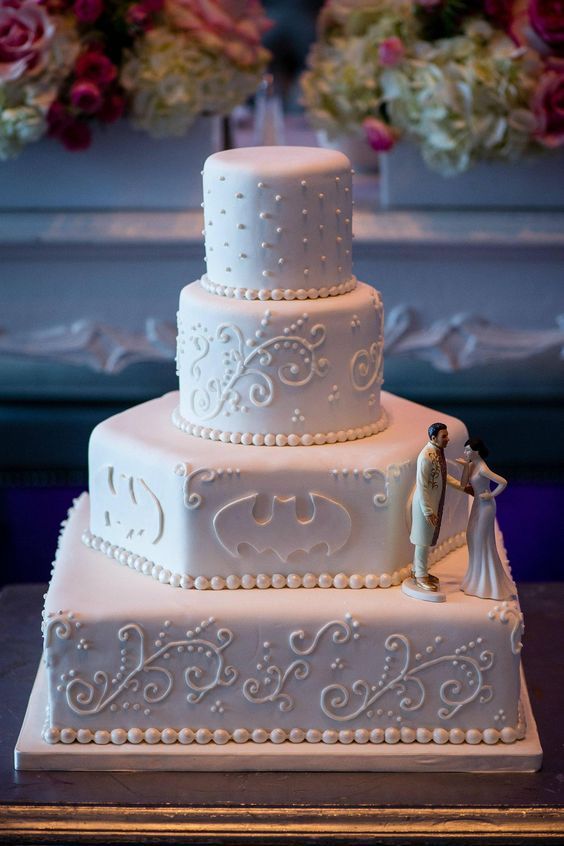 Hochzeit - 20 Elegant Vintage Buttercream Wedding Cakes