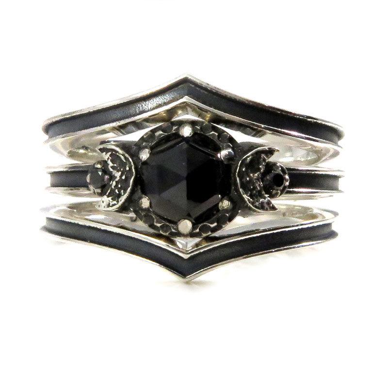 زفاف - Black Silver Midnight Moon Engagement Ring Set - Rose Cut Black Spinel and Black Diamonds - One or Two Side Bands