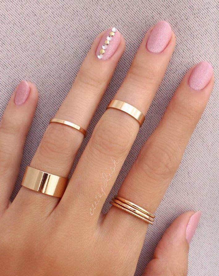 Hochzeit - 20 Pink And Pretty Nail Design Ideas