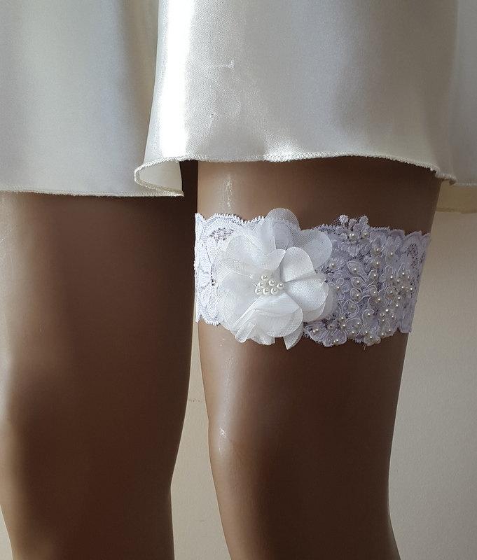 Mariage - wedding lingerie, toss garters white,   lace,  wedding garters,white wedding,    bridal accessores,   garter suspander,