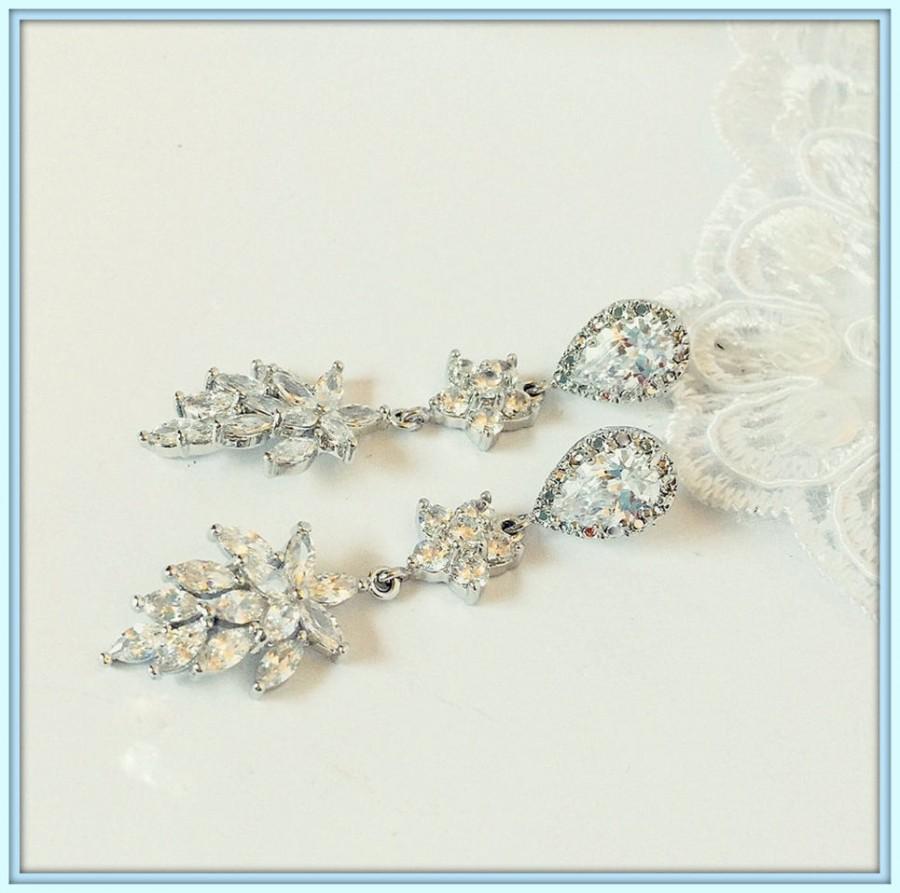 زفاف - Bridal CZ Dangling Earrings,Cubic Zirconia Flowers,Teardrop CZ  Earrings,Sterling SIlver Posts,Silver or Rose Gold,Clip Ons