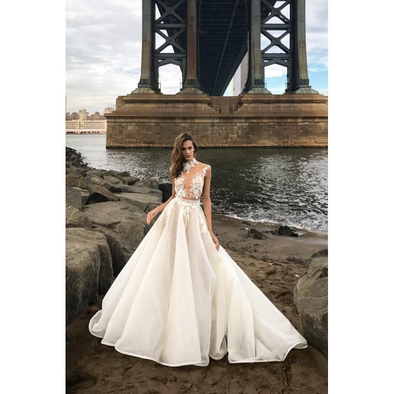 Hochzeit - Solo Merav 2018 Sophia Chapel Train Sweet White High Neck Cap Sleeves Ball Gown Lace Hand-made Flowers Bridal Dress - Customize Your Prom Dress