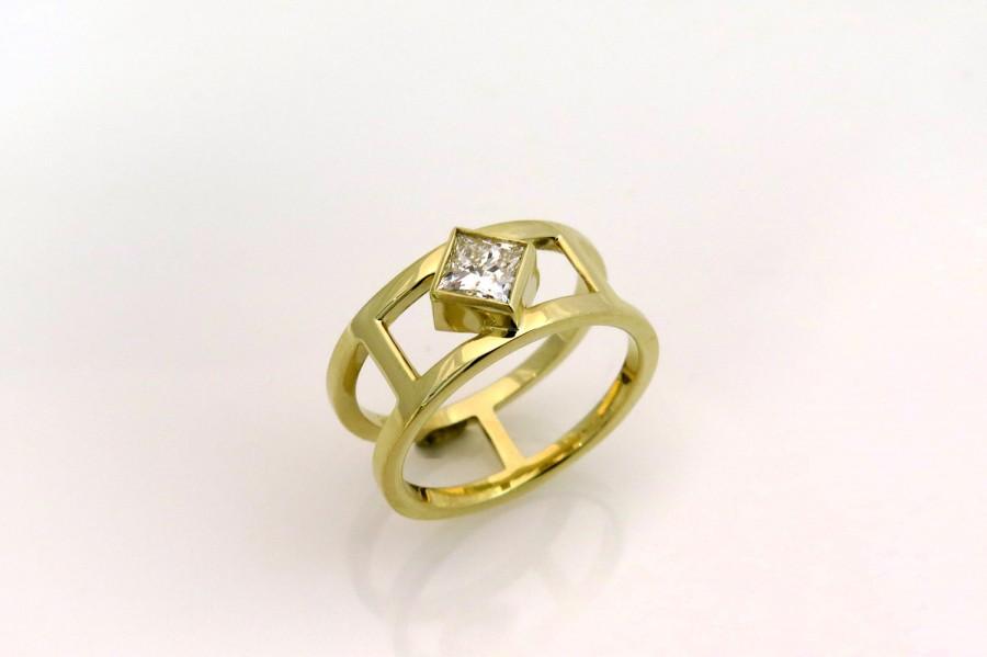 Wedding - Princess cut diamond engagement rings, square engagement rings, Yellow gold diamond rings, Modern engagement ring, Solitaire diamond ring