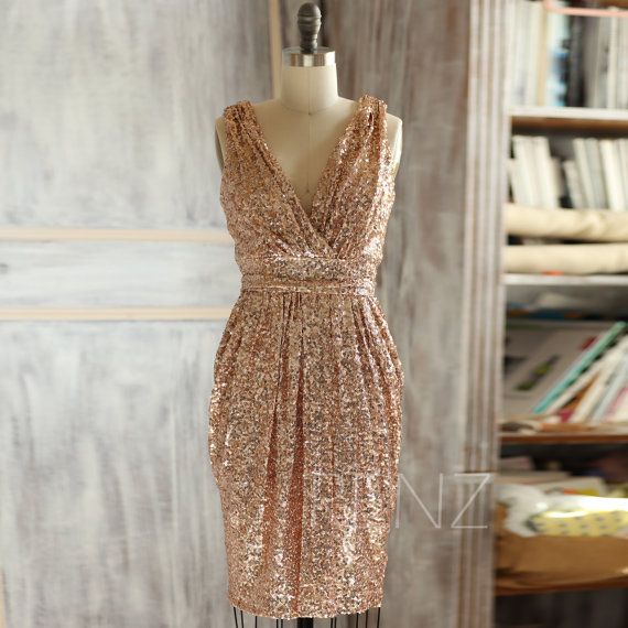 زفاف - Short Rose Gold Bridesmaid Dress Sequin, V Neck Luxury Sheath Evening Dress, Metallic Sparkle Wedding Dress Knee Length (TQ150D)-RENZ