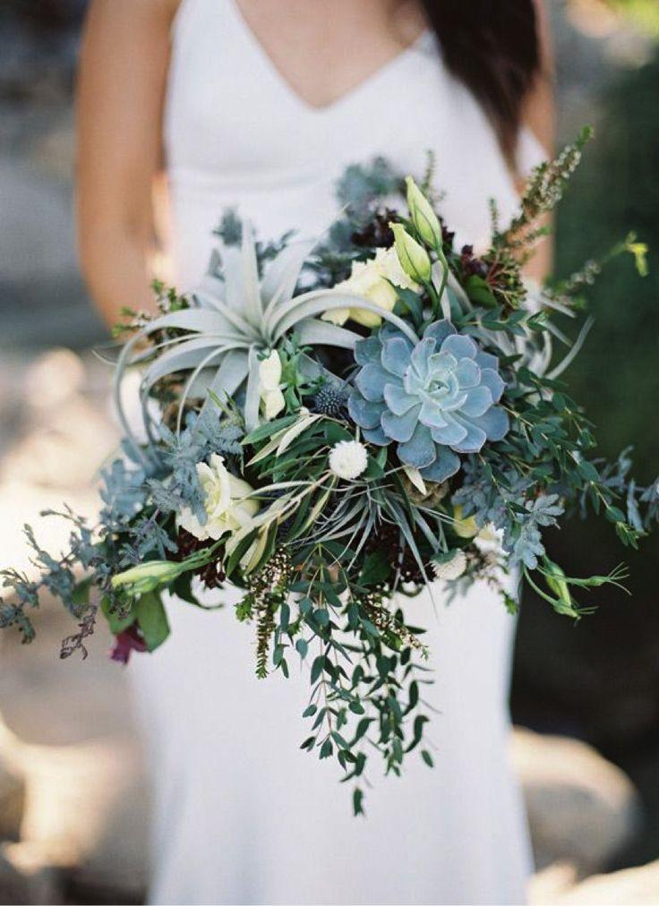 Hochzeit - 20 Best Lush Greenery Wedding Bouquets Ideas For 2018 Trends