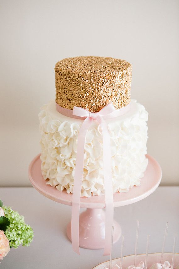 Hochzeit - Pink And Gold Ballet-inspired Girl’s Birthday Party (100 Layer Cakelet)