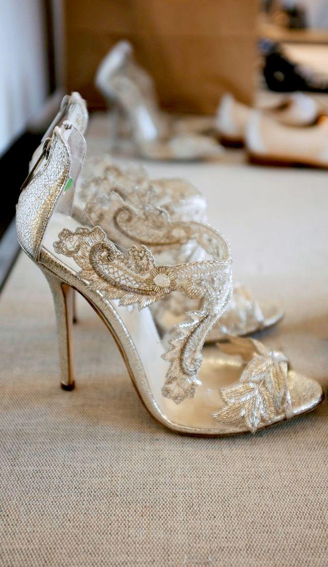 Hochzeit - Shoes Shoes Shoes!