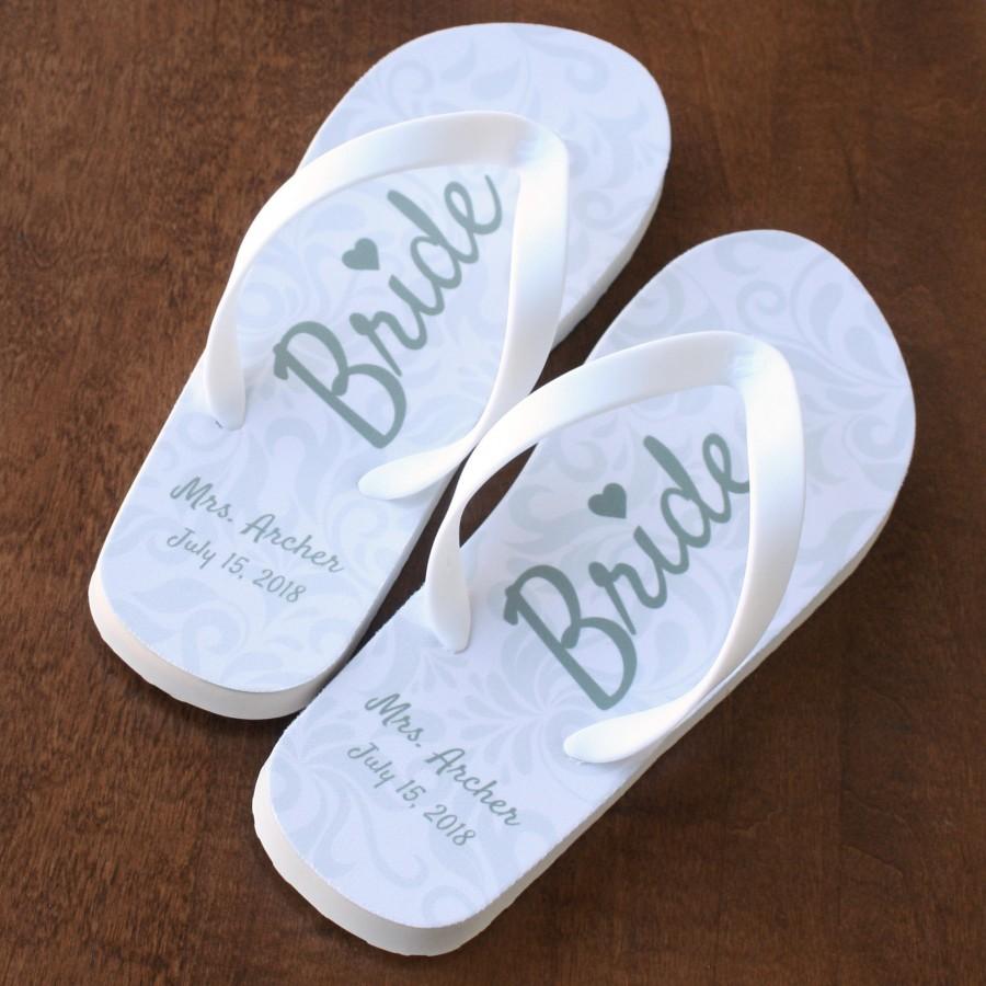 زفاف - Bride Flip Flops - Personalized Name and Date - Ivory Rubber Soles