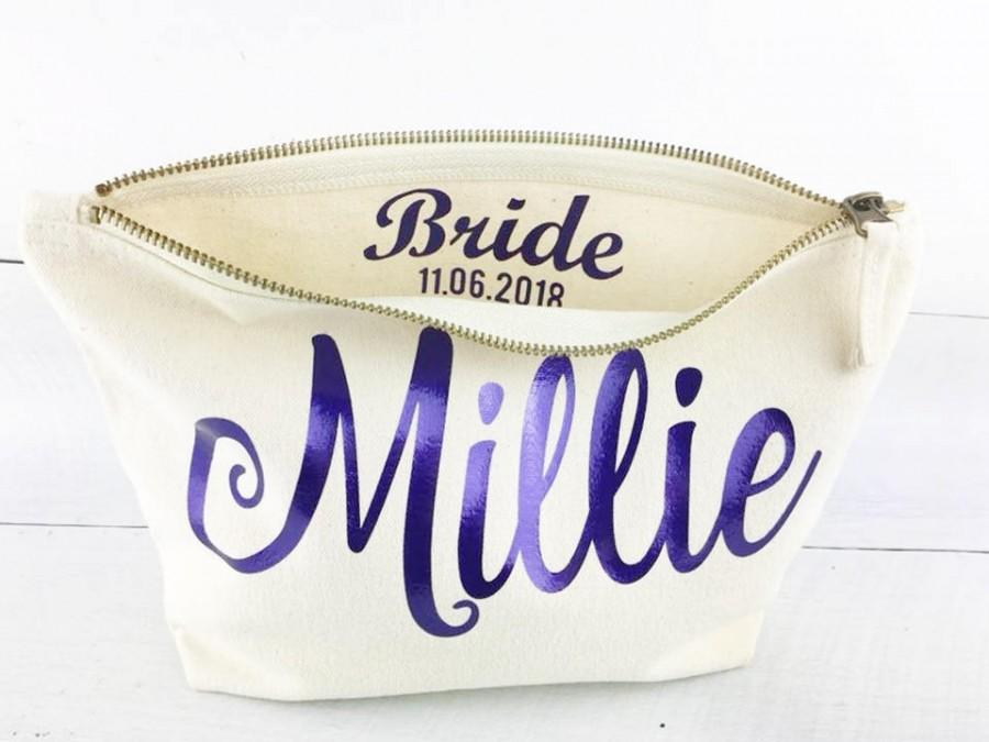 Hochzeit - Personalised Bride Make Up Bag,Bride Gift, Bridesmaid, Maid of Honour, Gift for your bridal party,Bridal Wash Bag,Makeup Bags