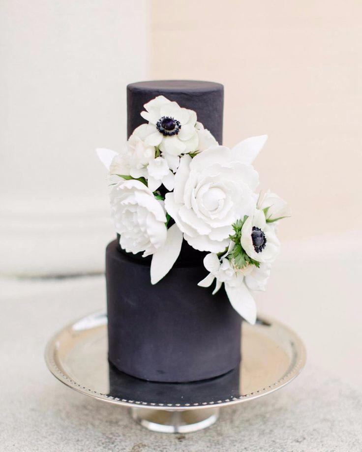 Wedding - 12 Black Wedding Cakes You Need To See Right Now