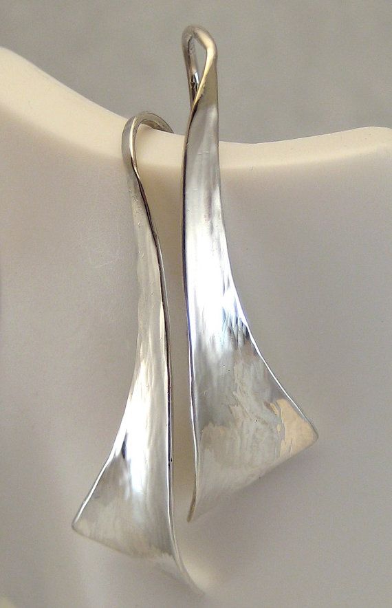 زفاف - Sterling Silver Ginkgo Earrings - Anticlastic - Modern Design - Hammered Silver Dangles - Organic Shape - Metalsmith Earrings - Bridal
