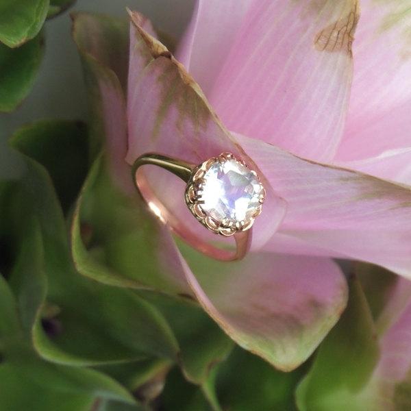 زفاف - Moonstone Engagement Ring, 18k Rose Gold and Blue Sheen Rainbow Moonstone Ring, Made on Order