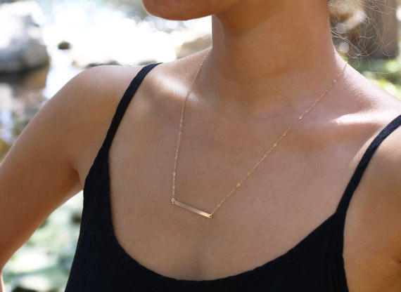 زفاف - 14K Gold, Horizontal Gold Bar Necklace, Thin Gold Bar, Simple Gold Necklace, Modern Necklace, Straight Line