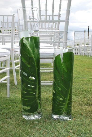 Hochzeit - 50 Green Tropical Leaves Wedding Ideas