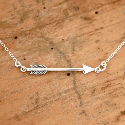 Hochzeit - Arrow Necklace 
