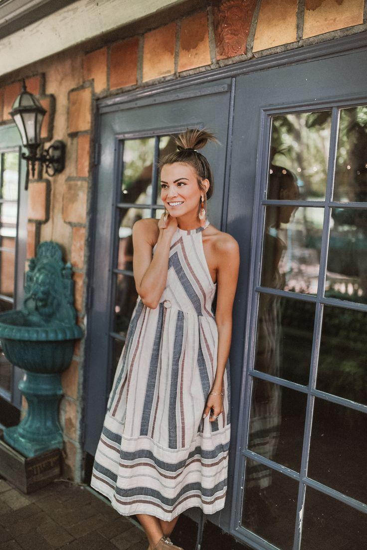 زفاف - Issa Striped Midi Dress