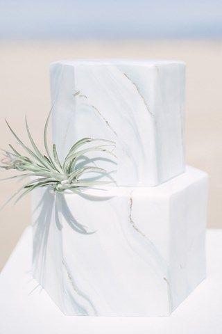 Свадьба - 11 Unique And Elegant Marble Wedding Cake Ideas