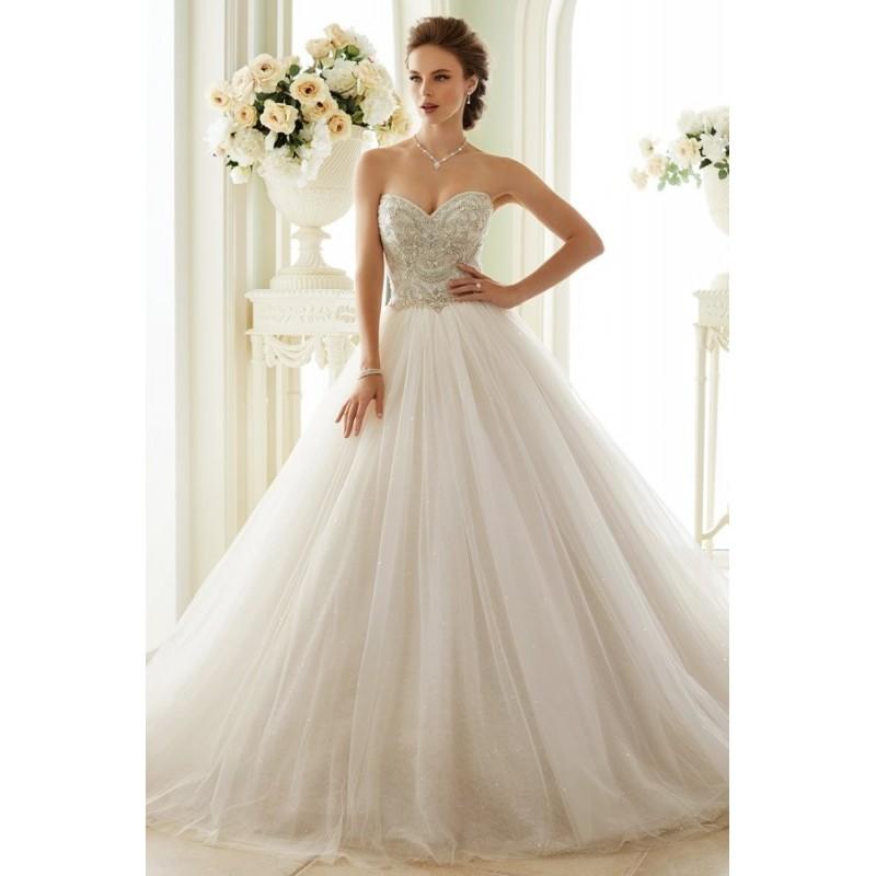 Свадьба - Style Y21663 by Sophia Tolli for Mon Cheri - Sleeveless Ballgown Chapel Length Sweetheart Tulle Floor length Dress - 2018 Unique Wedding Shop