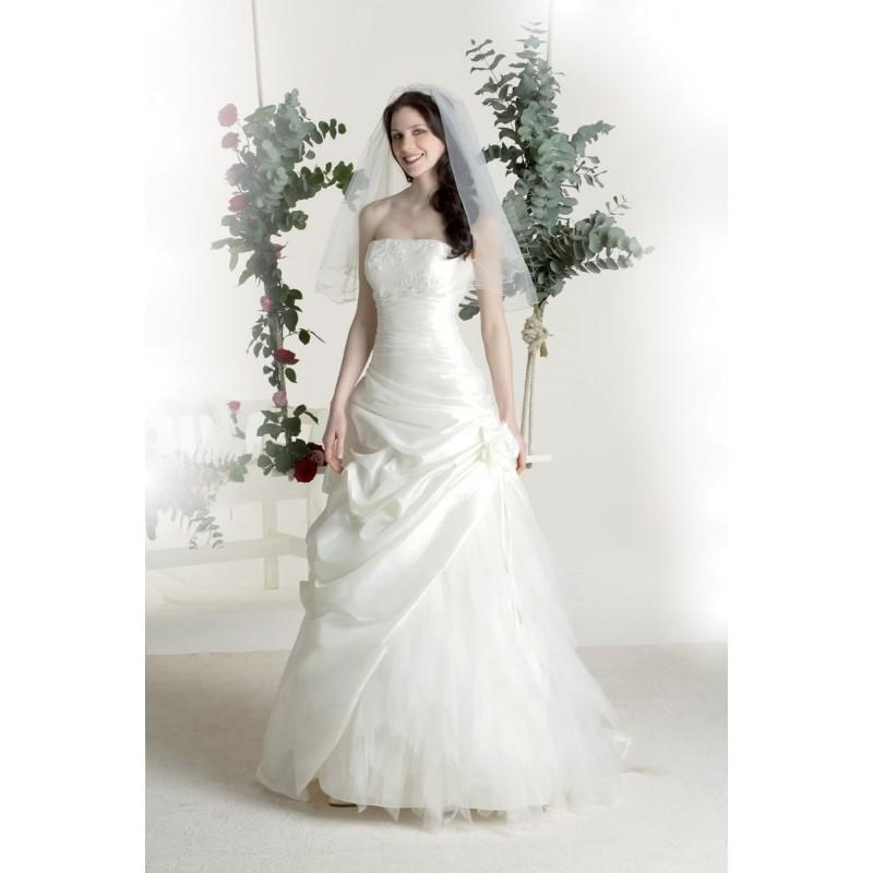 Wedding - Sacha Novia, Tracy - Superbes robes de mariée pas cher 