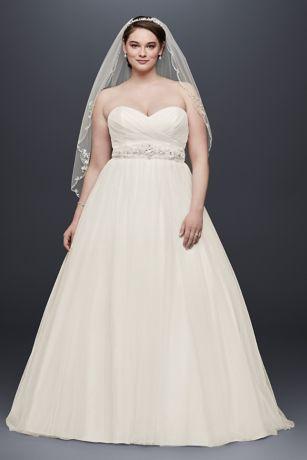 Hochzeit - Plus Size Strapless Sweetheart Tulle Wedding Dress Style 9WG3802