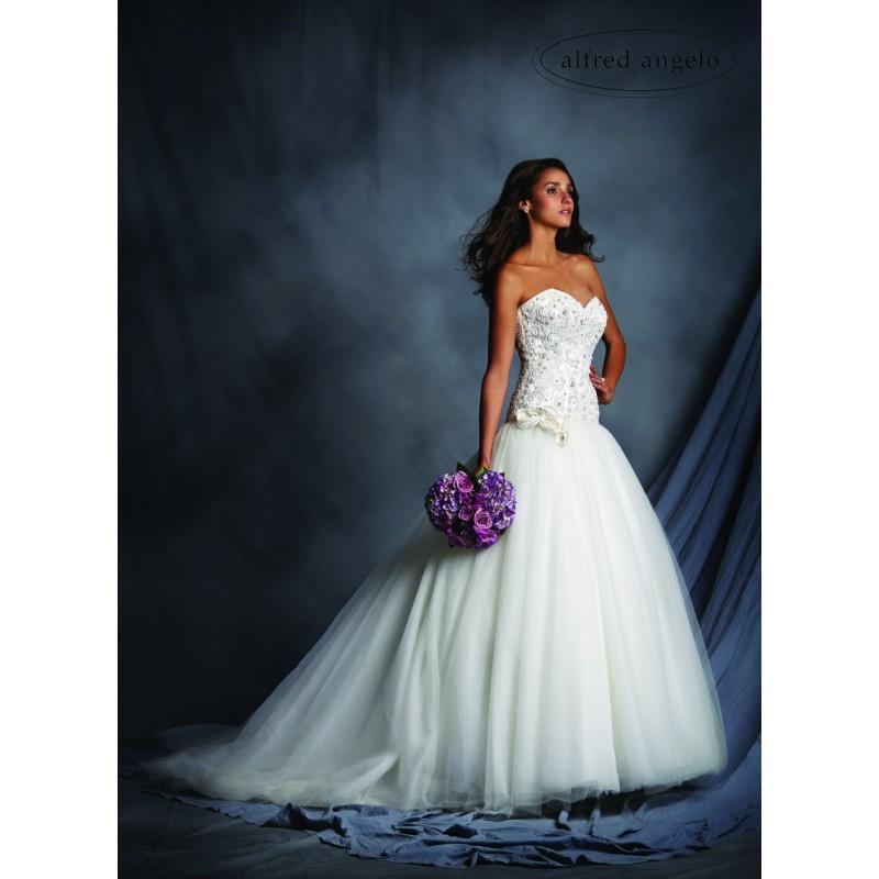 Hochzeit - Alfred Angelo 2528 - Royal Bride Dress from UK - Large Bridalwear Retailer