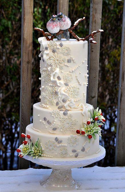 زفاف - 50 Yummy Christmas Wedding Cakes Ideas 24