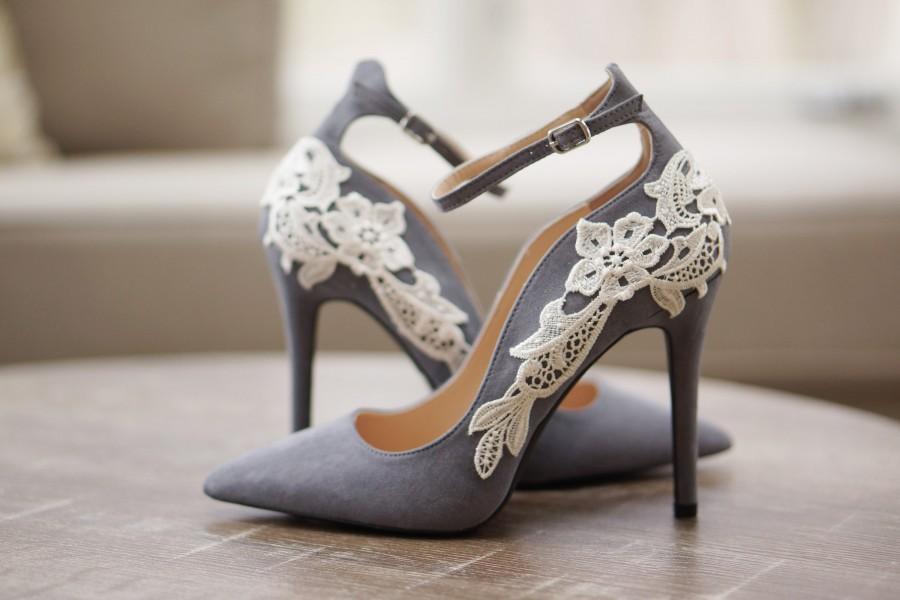 Свадьба - Grey Bridal Shoes,Bridal Heels,Wedding Shoes,High Heels,Wedding Heels,Pumps,Gray Heels,Ankle Strap,Cute,Bridesmaid Shoes with Ivory Lace