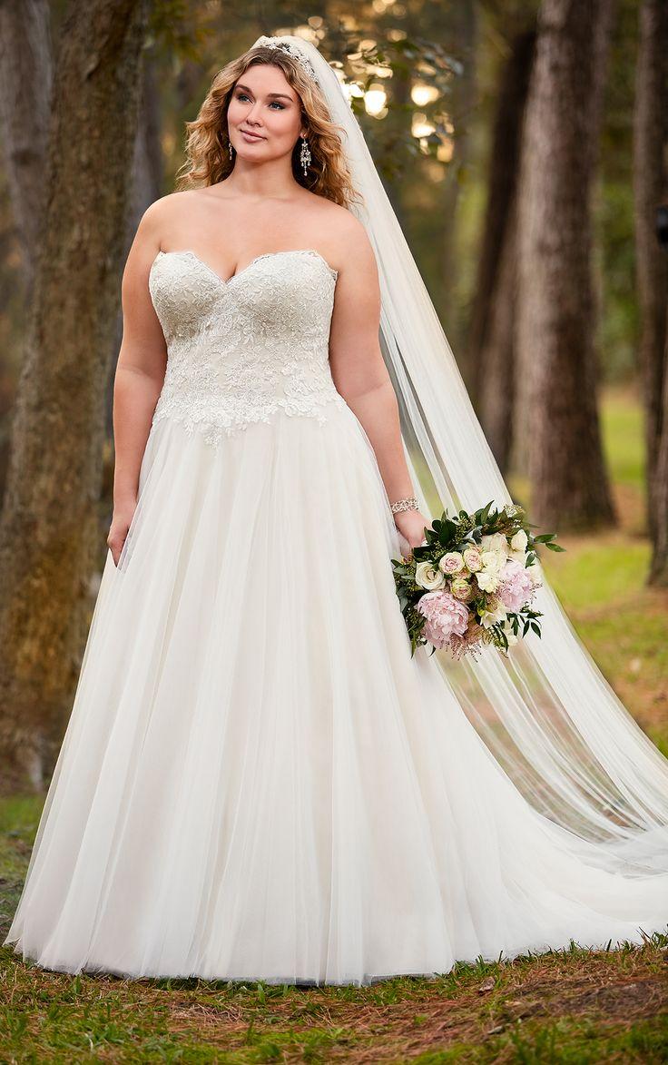 زفاف - A-Line Plus Size Wedding Dress With Princess Cut Neckline