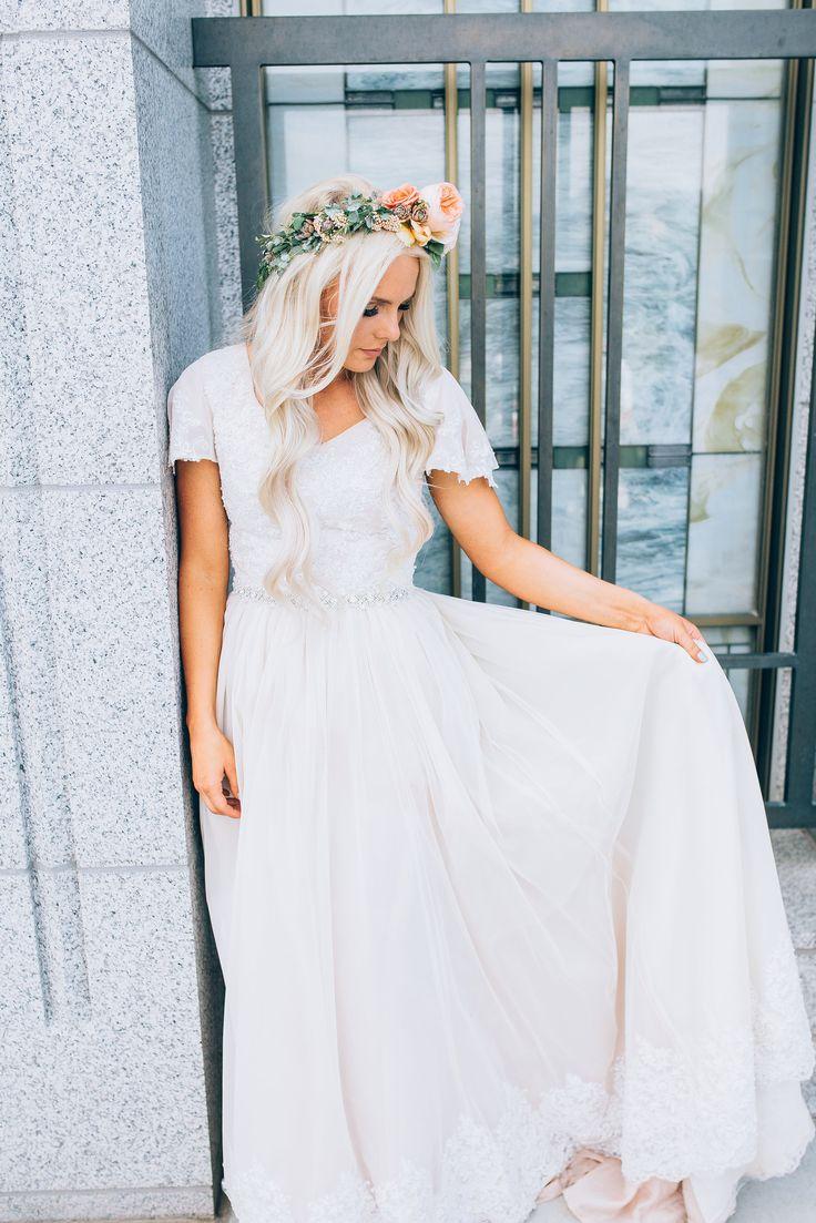 Mariage - Lace Detail Blush Wedding Dress 