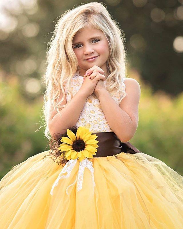 Mariage - GORGEOUS Sunflower Dress For The #flowergirl   Dress By @baby2bnashville #wcvendor #weddingchicksvendor • • • Photo By @photographybyheathernemec #… 