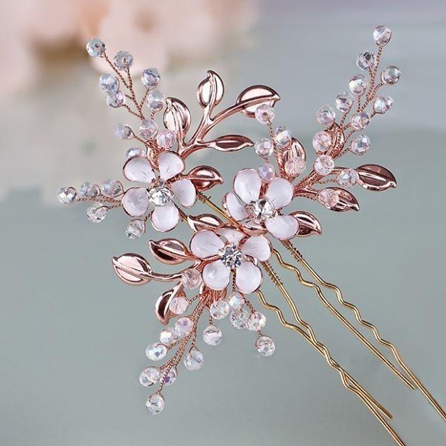 Hochzeit - Our Series Of KASSANDRA Hairpins Were Greatly Enriched With The Creation Of These Graceful Pins. Obtain Them Now And Only Here On The Most Benefici… 