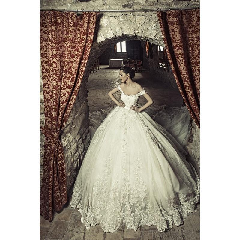 Hochzeit - Julia Kontogruni 2017 Ivory Elegant Royal Train Short Sleeves Ball Gown Off-the-shoulder Tulle Beading Lace Up Dress For Bride - Crazy Sale Bridal Dresses