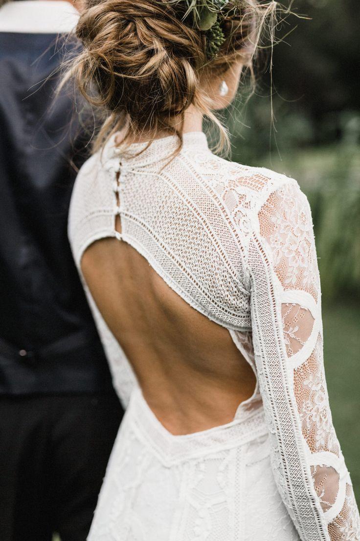 Mariage - Long Sleeve Wedding Dress Wedding Dress Gown Bride Wife Open Back Outdoor Wedding Long Sleeve Lace Button Up Back White Updo Dream 