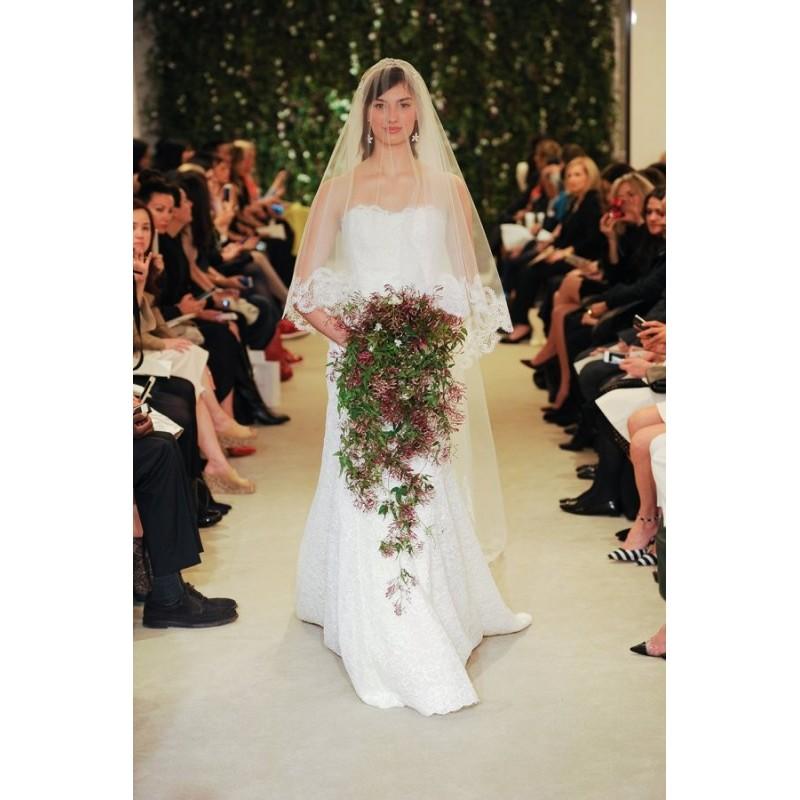 Mariage - Carolina Herrera Style Jensen - Truer Bride - Find your dreamy wedding dress