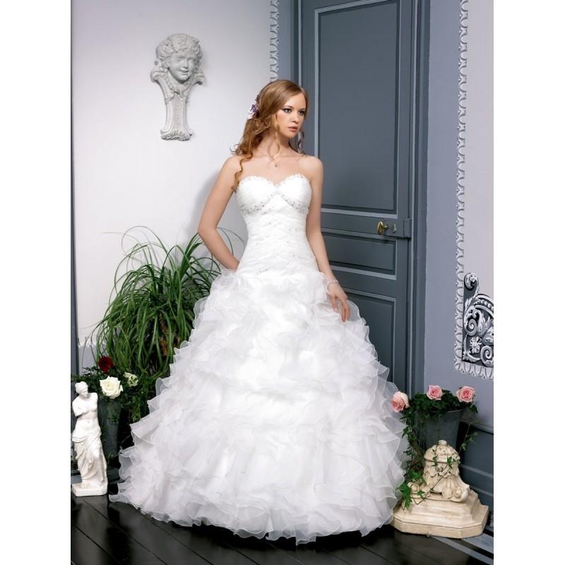 زفاف - Miss Kelly, 131-45 - Superbes robes de mariée pas cher 