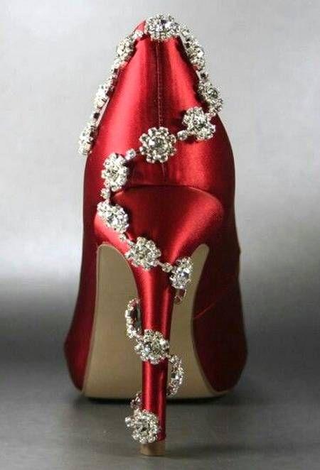 Hochzeit - Red Bridal Shoes #AEDreamWedding 