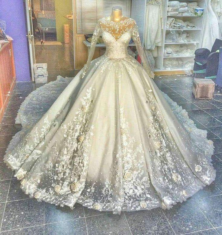 زفاف - A Cinderella-style Wedding Gown. 