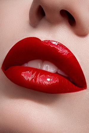 Hochzeit - Red Hot Lipstick By VoyageVisuelle 