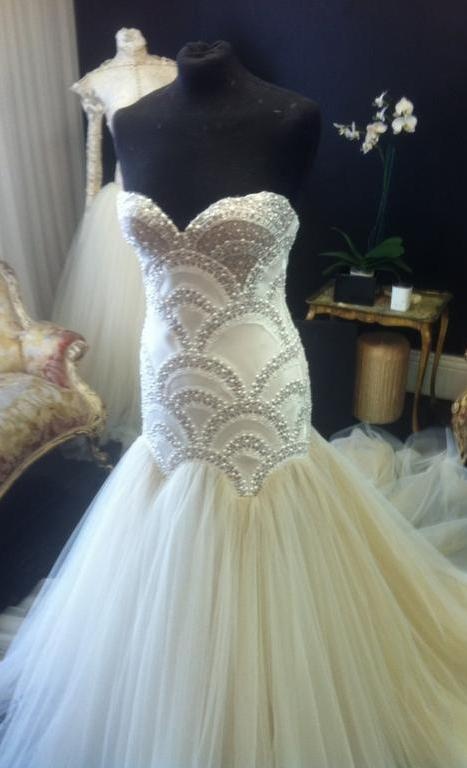 Hochzeit - J'Aton Bridal Gown 