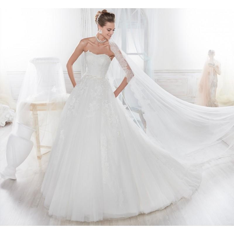 Mariage - Nicole 2018 NIAB18074 Chapel Train Tulle Sweet Appliques Ivory Covered Button Ball Gown Sleeveless Strapless Bridal Dress - Bridesmaid Dress Online Shop