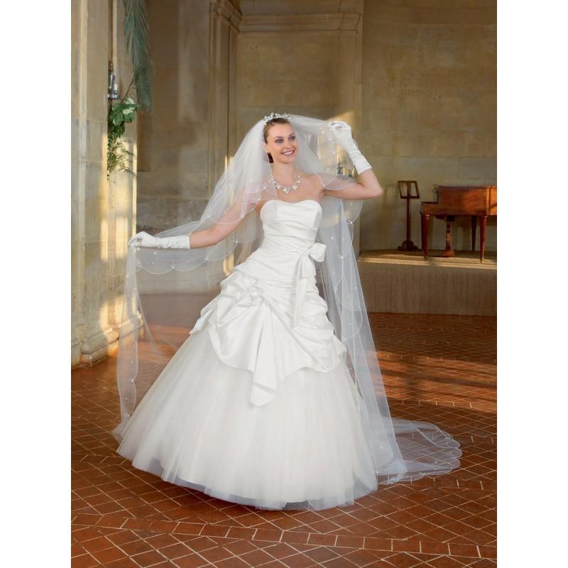 Wedding - Bella Sublissima, Paquerette - Superbes robes de mariée pas cher 