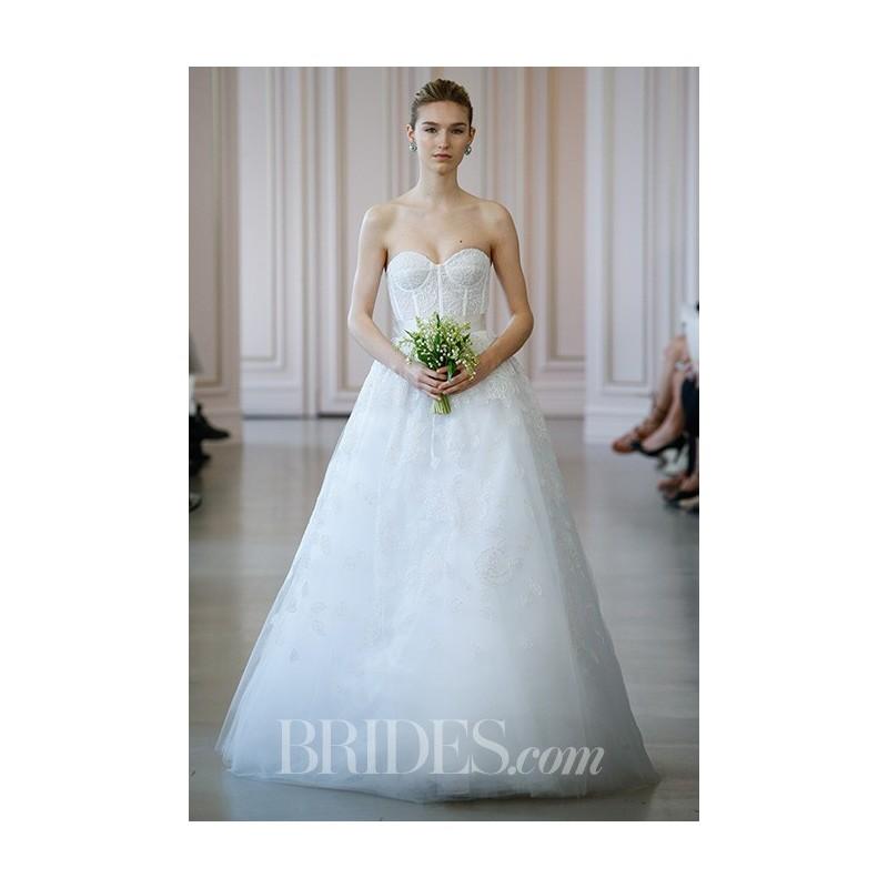 Hochzeit - Oscar de la Renta - Spring 2017 - Strapless Lace and Tulle Ball Gown - Stunning Cheap Wedding Dresses