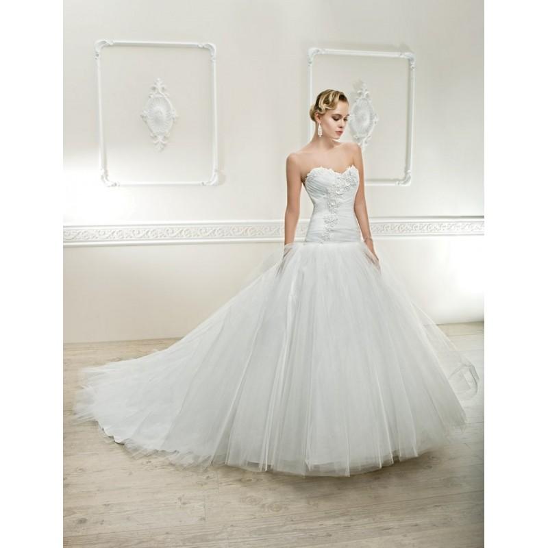 Wedding - Cosmobella, 7563 - Superbes robes de mariée pas cher 
