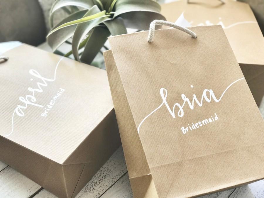 Свадьба - wedding gift bags . personalized gift bags . bridesmaid gift bags . bridesmaid tote bags